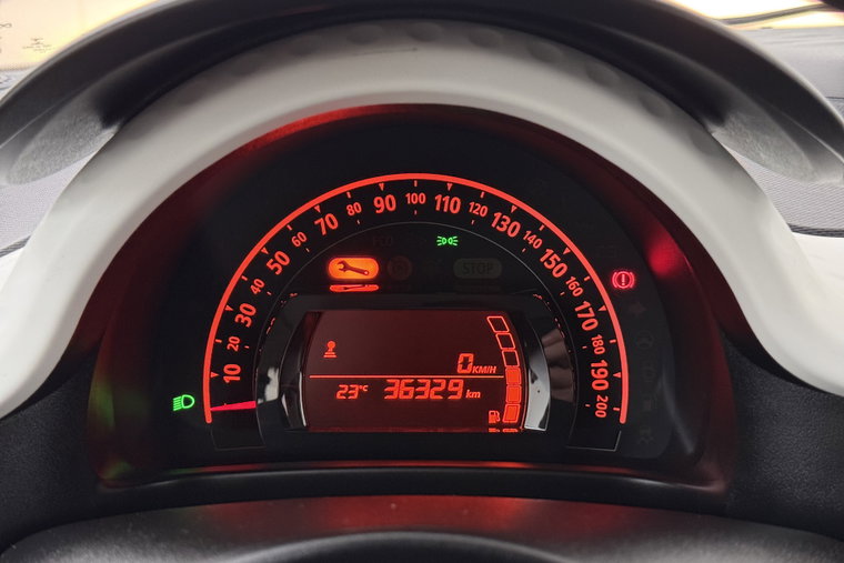 Vehicle Image 20