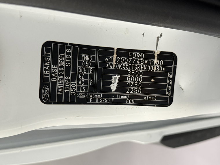 Vehicle Image 22