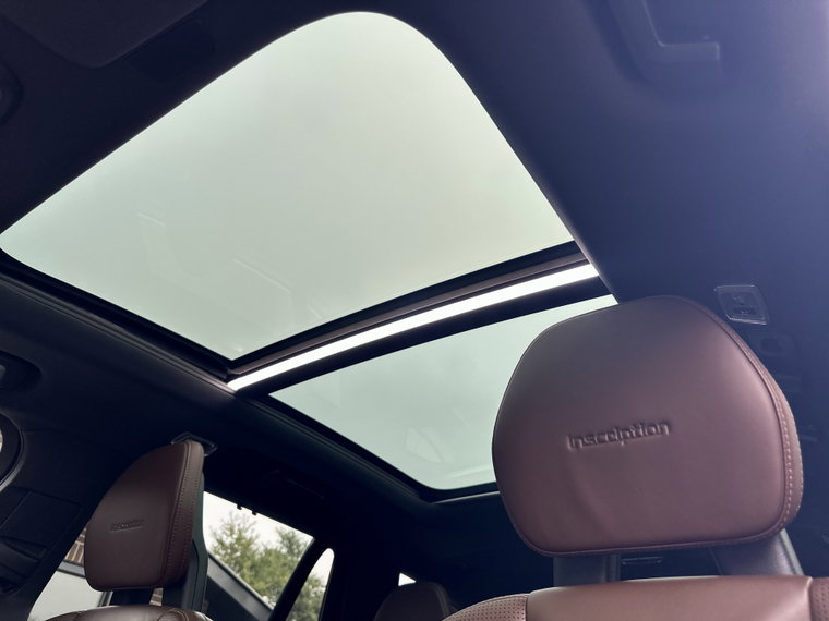 Vehicle Image 38