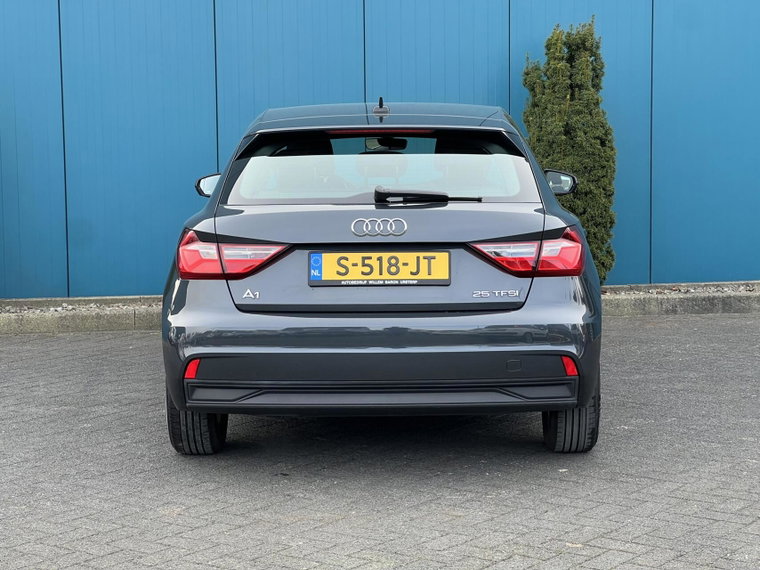 Vehicle Image 28