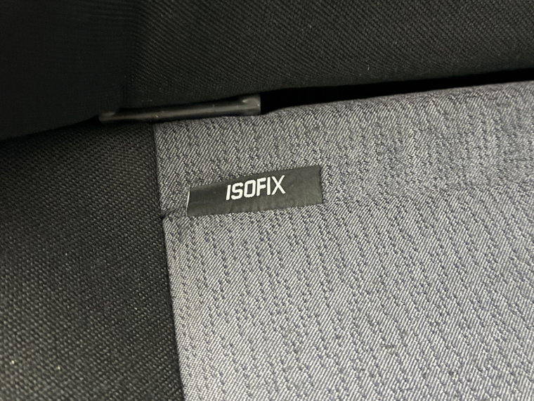 Vehicle Image 23
