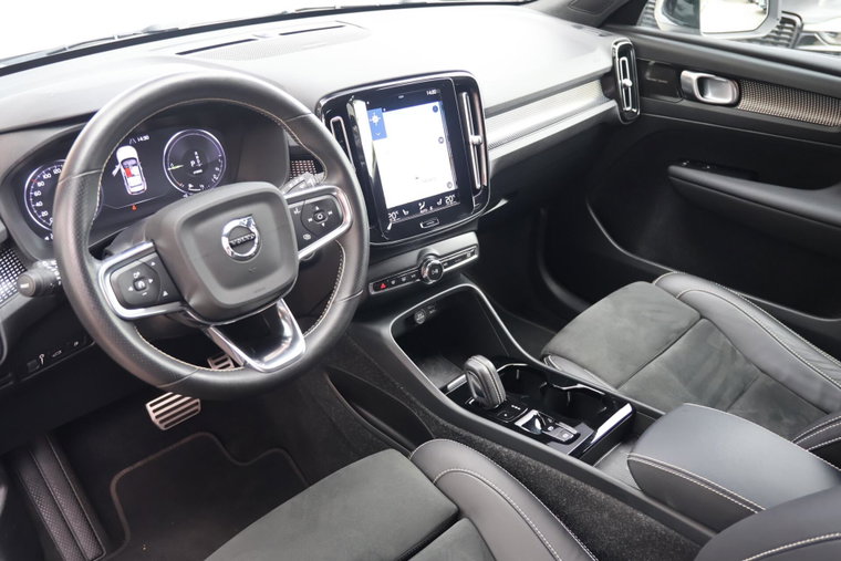 Vehicle Image 19