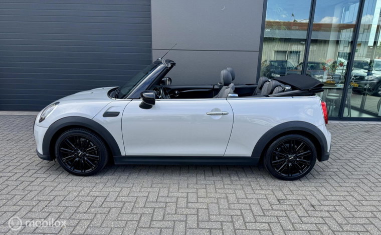 Vehicle Image 45