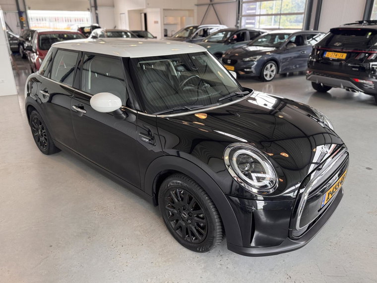 Vehicle Image 35