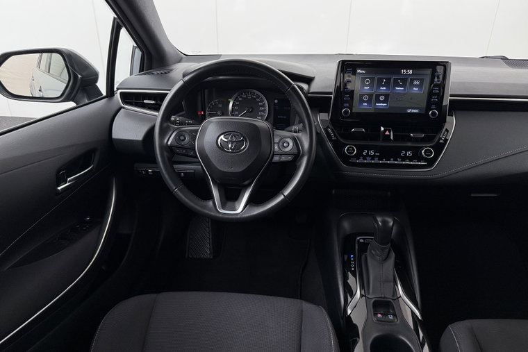 Vehicle Image 8