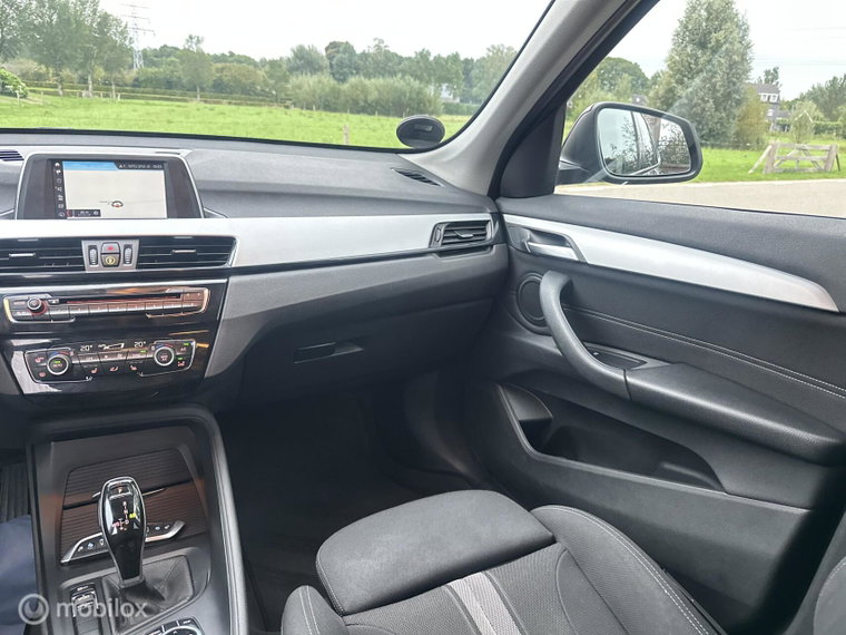 Vehicle Image 28