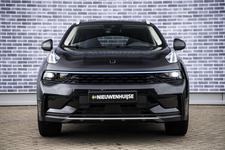 Vehicle Image 9