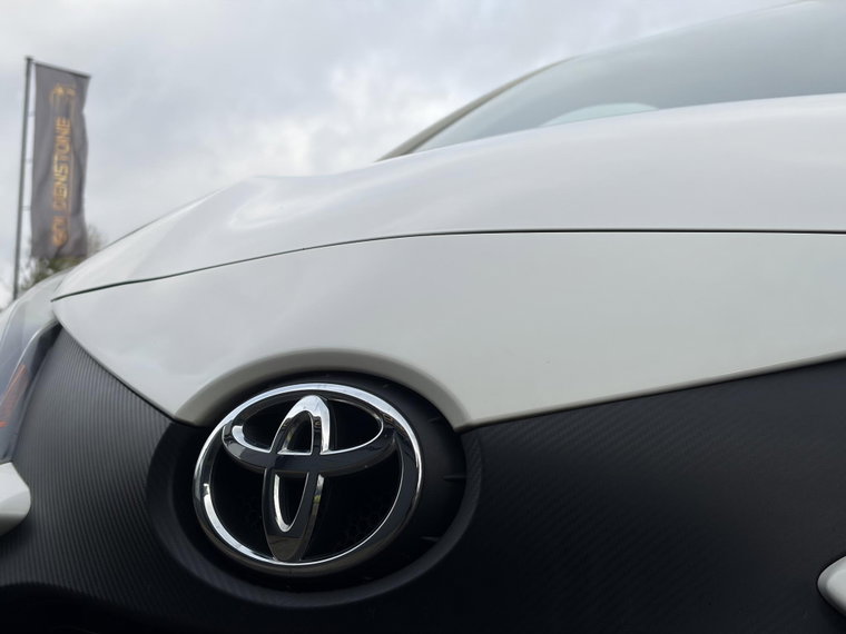 Vehicle Image 30