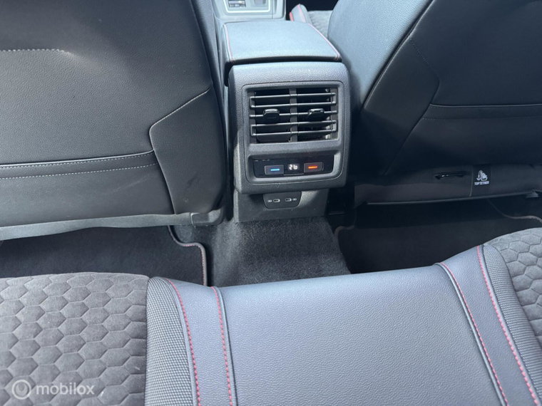 Vehicle Image 27