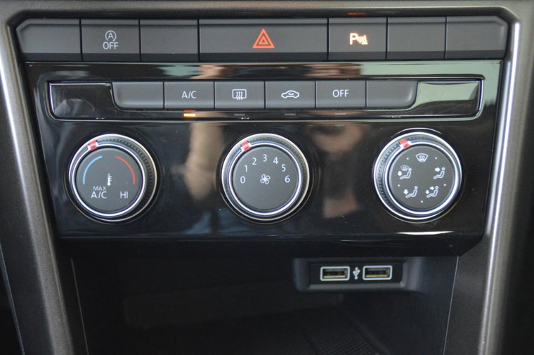 Vehicle Image 40