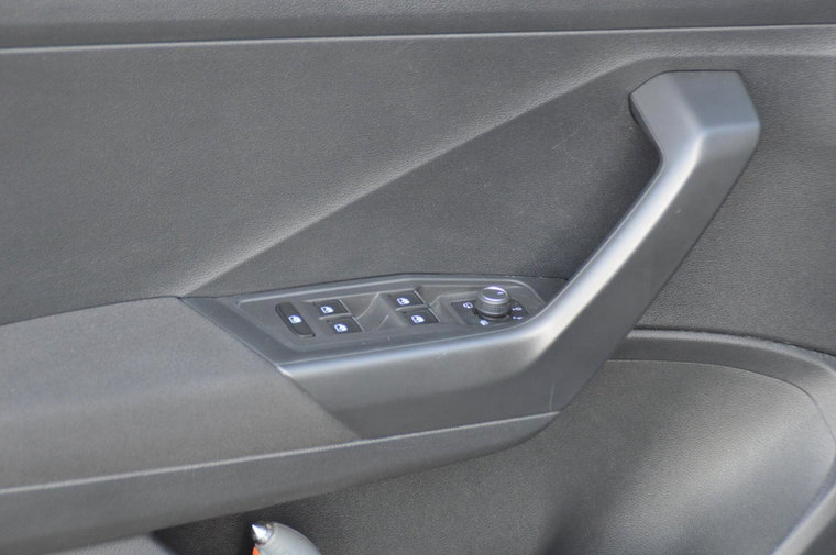 Vehicle Image 45