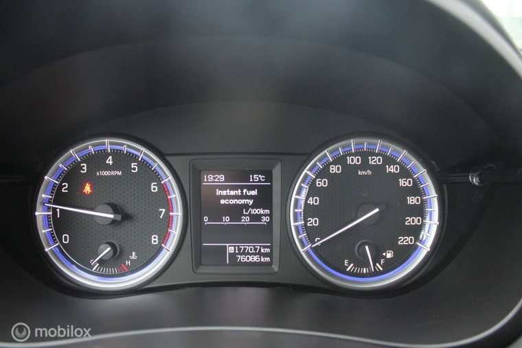 Vehicle Image 17