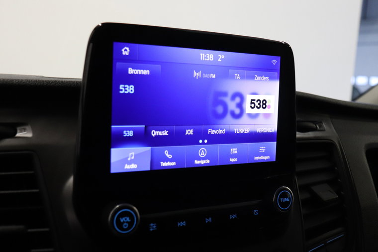 Vehicle Image 15