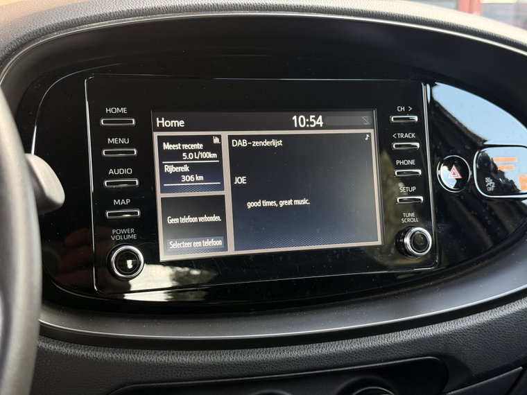 Vehicle Image 26
