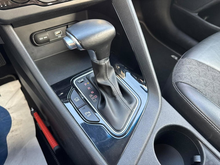 Vehicle Image 27