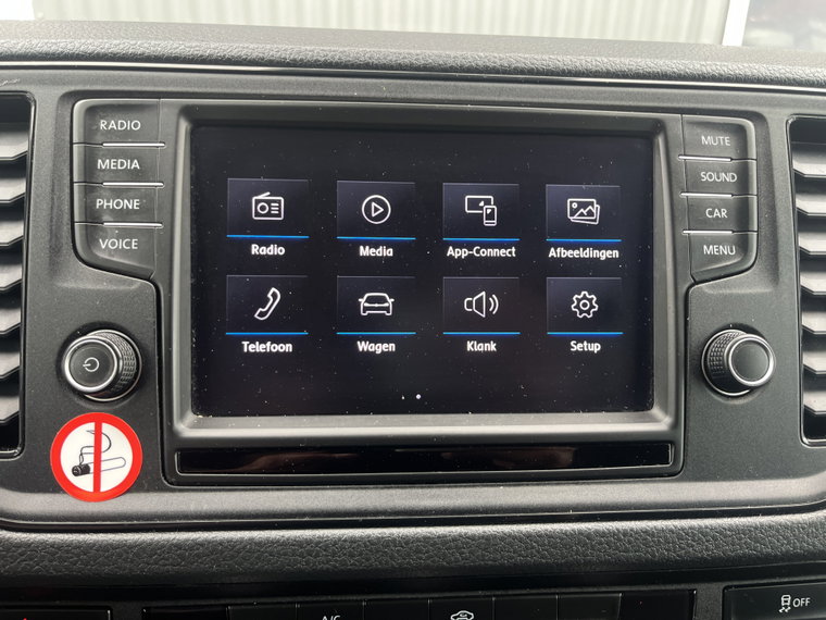 Vehicle Image 38