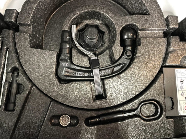 Vehicle Image 37