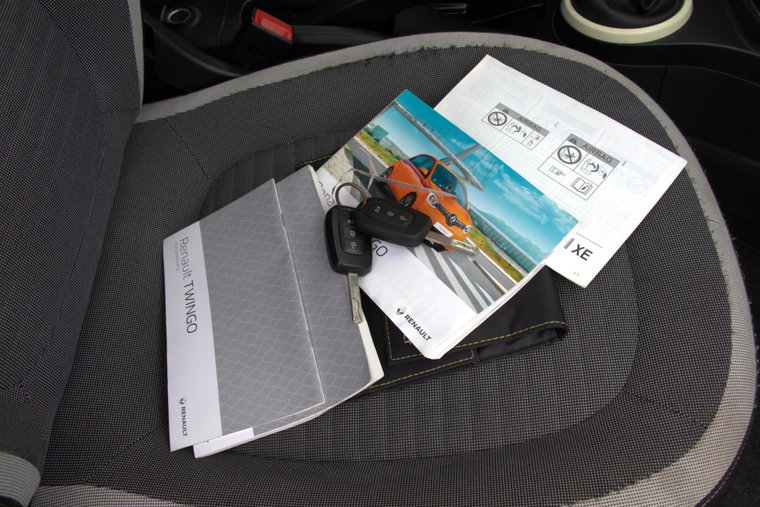 Vehicle Image 14