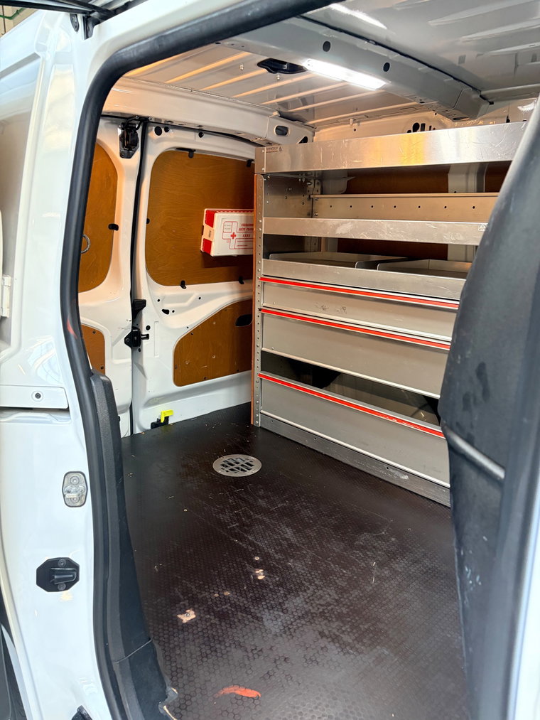 Vehicle Image 30