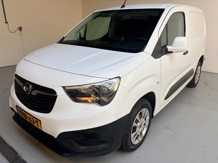 Vehicle Image 40