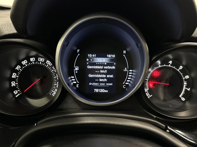 Vehicle Image 38