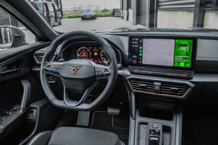 Vehicle Image 37