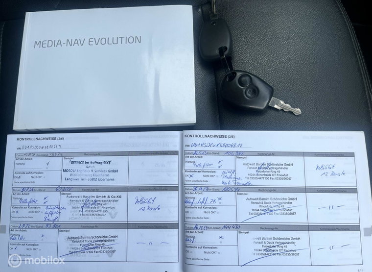 Vehicle Image 16