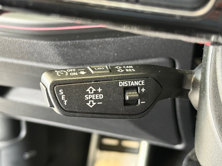 Vehicle Image 47