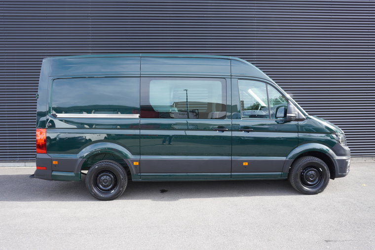 Vehicle Image 11