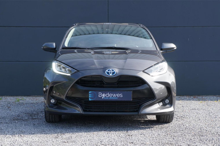 Vehicle Image 4