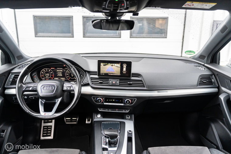 Vehicle Image 19
