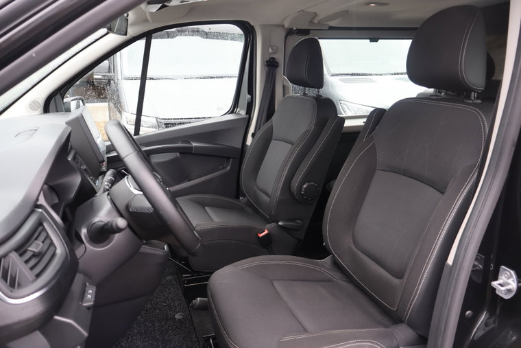 Vehicle Image 36