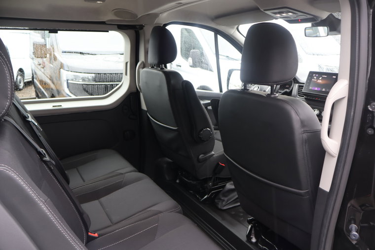 Vehicle Image 39
