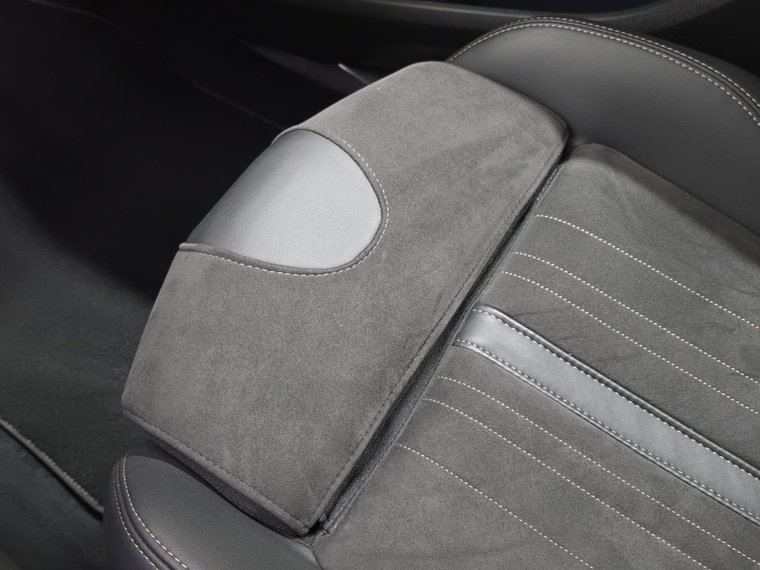Vehicle Image 40
