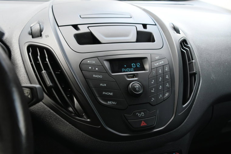 Vehicle Image 22