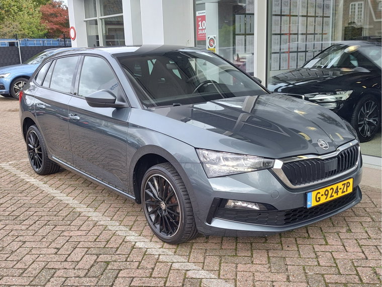 Vehicle Image 7