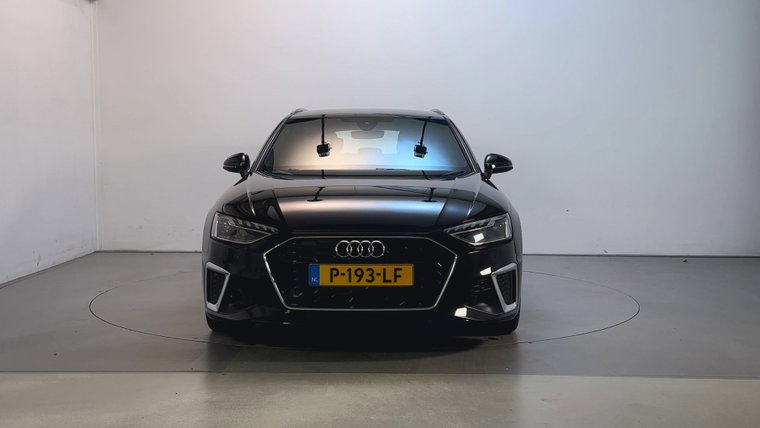 Vehicle Image 14