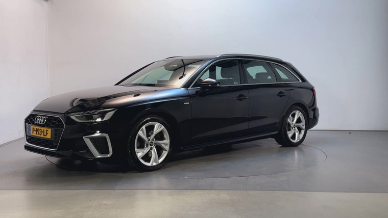 Vehicle Image 8