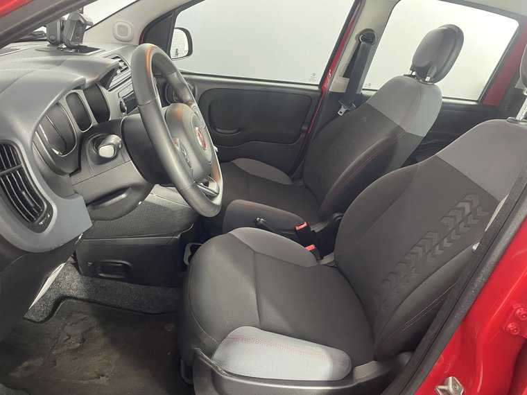 Vehicle Image 14
