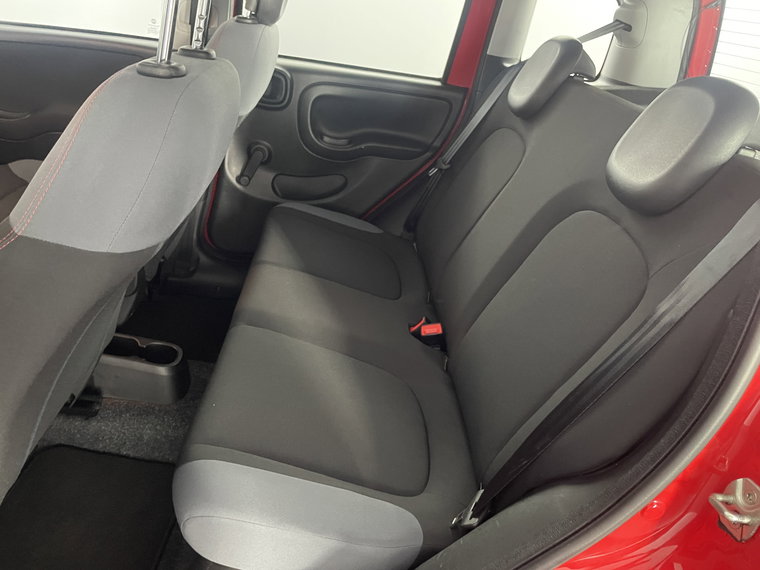 Vehicle Image 15