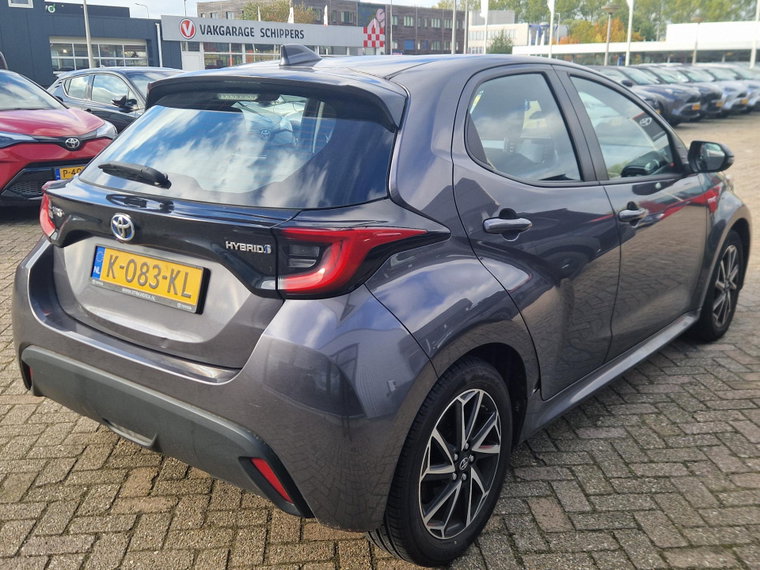 Vehicle Image 4