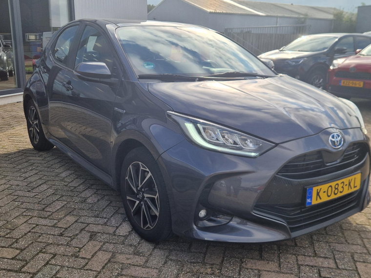 Vehicle Image 5