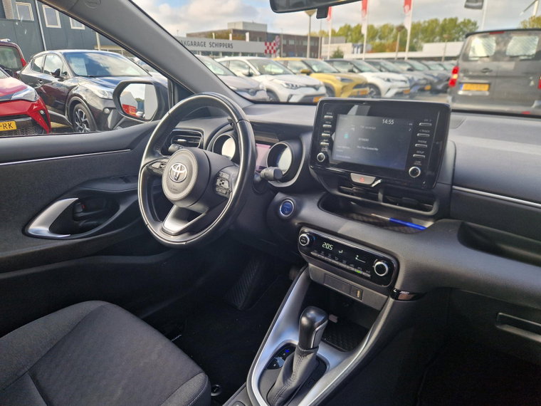 Vehicle Image 7