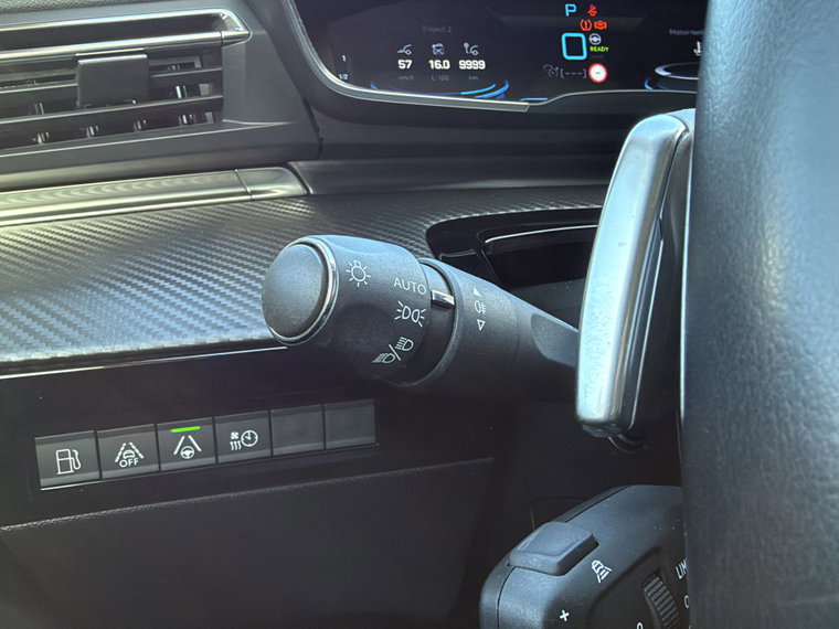 Vehicle Image 24