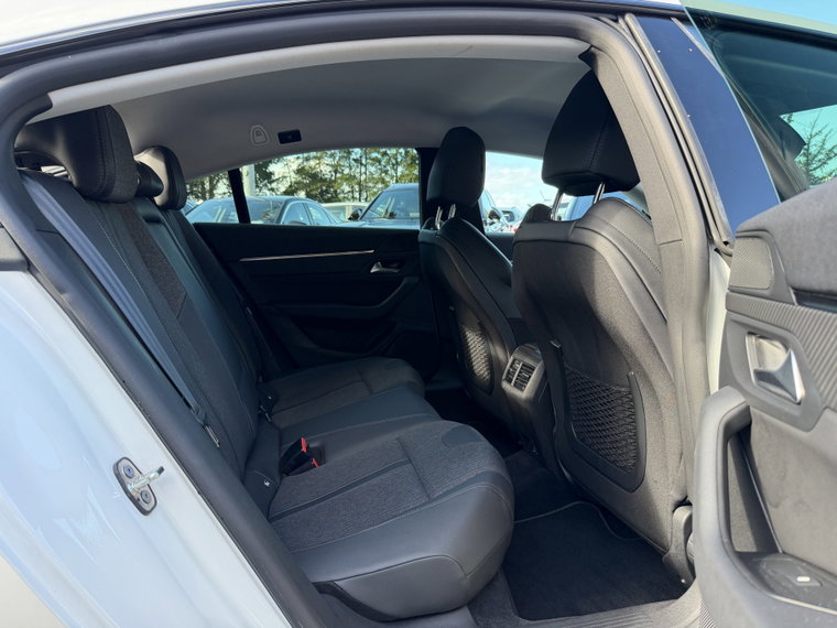 Vehicle Image 50