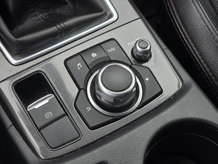 Vehicle Image 35