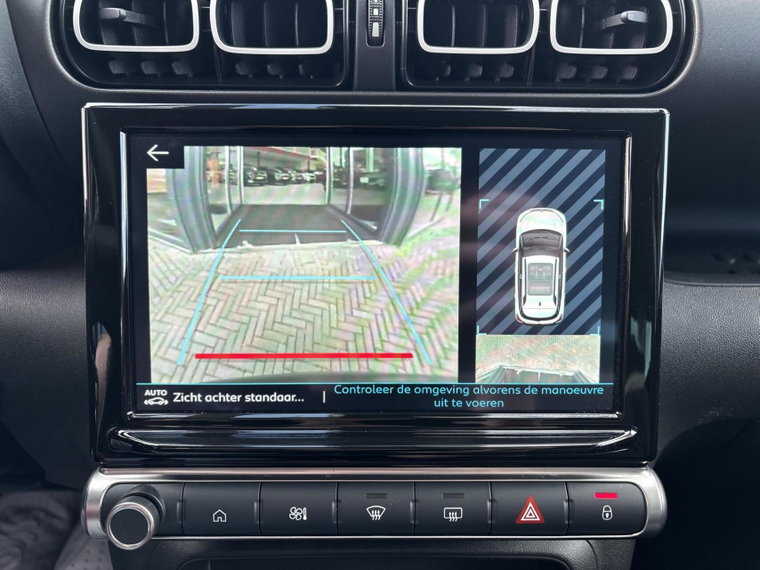 Vehicle Image 17