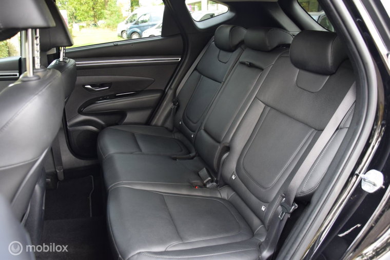 Vehicle Image 37