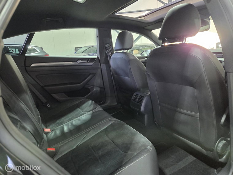 Vehicle Image 47