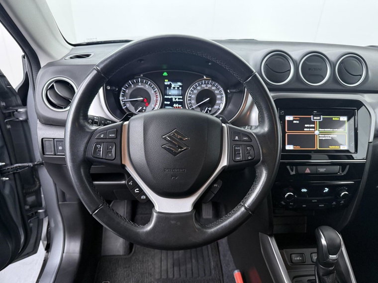 Vehicle Image 11